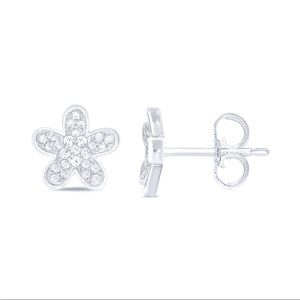 1/6 Carat TW, natural Diamond flower stud earrings, white